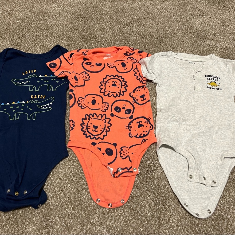 Carter's animal theme onesies 24 months